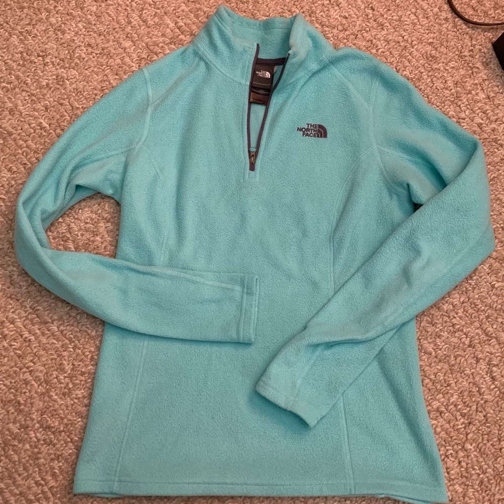 The NORTH FACE  1/4 zip fleece